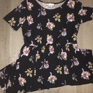 Honey and lace floral dress 2x